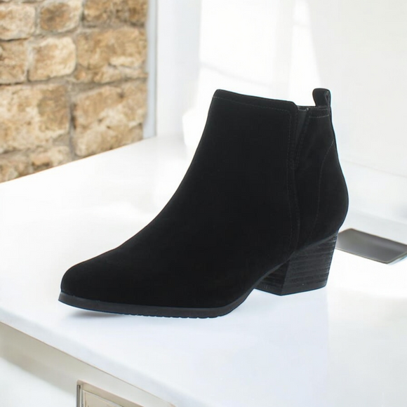 Aqua College Waterproof Isla Bootie