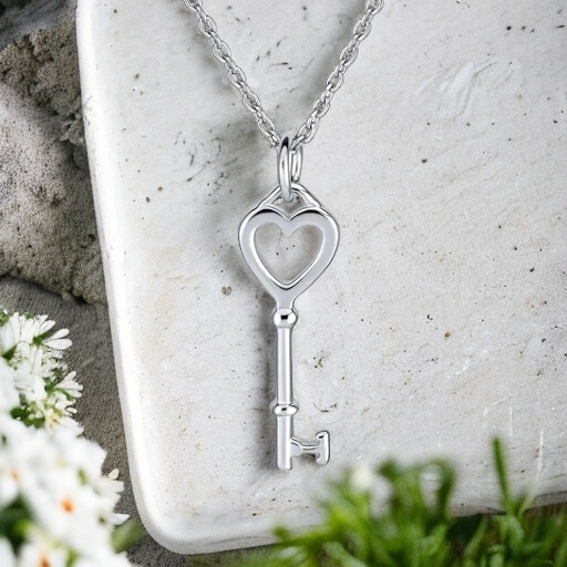 GIANI BERNINI Heart Key Pendant Necklace