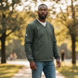 ADIDAS Men's Climashell V-Neck Golf Windbreaker)