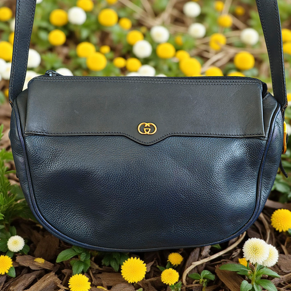 Vintage GUCCI Interlocking G Bag