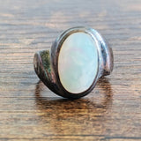 Vintage SS Mother of Pearl Cabochon Ring